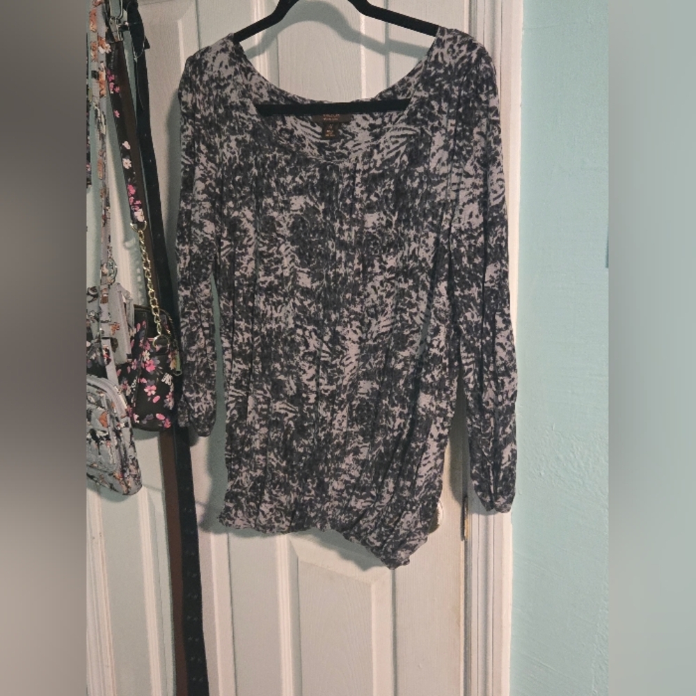 Victor Alfaro size medium long sleeve